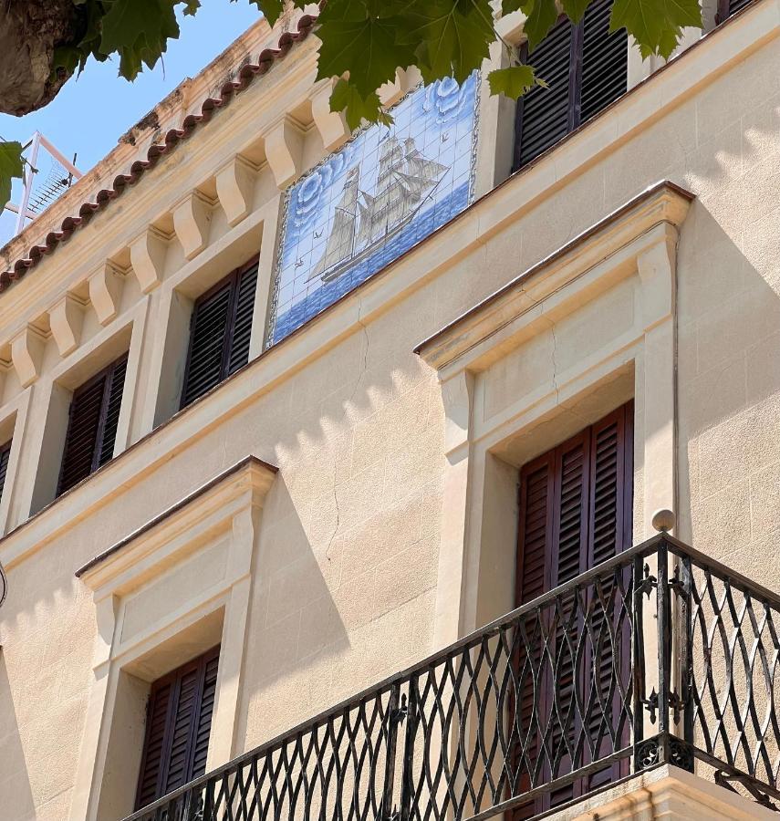 Vilador Beach Hotel Masnou Exterior photo